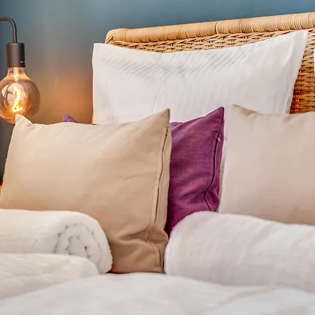 Rentplanet - Wszystkich Swietych Wrocław